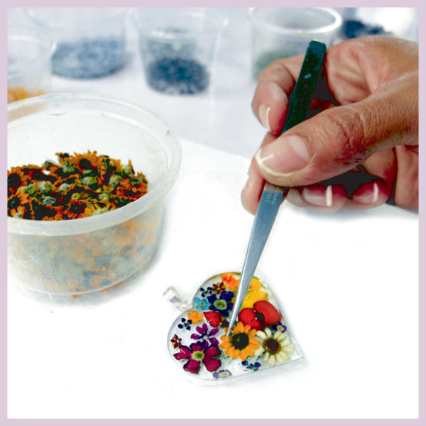 flower jewellery - Shrieking Violet®