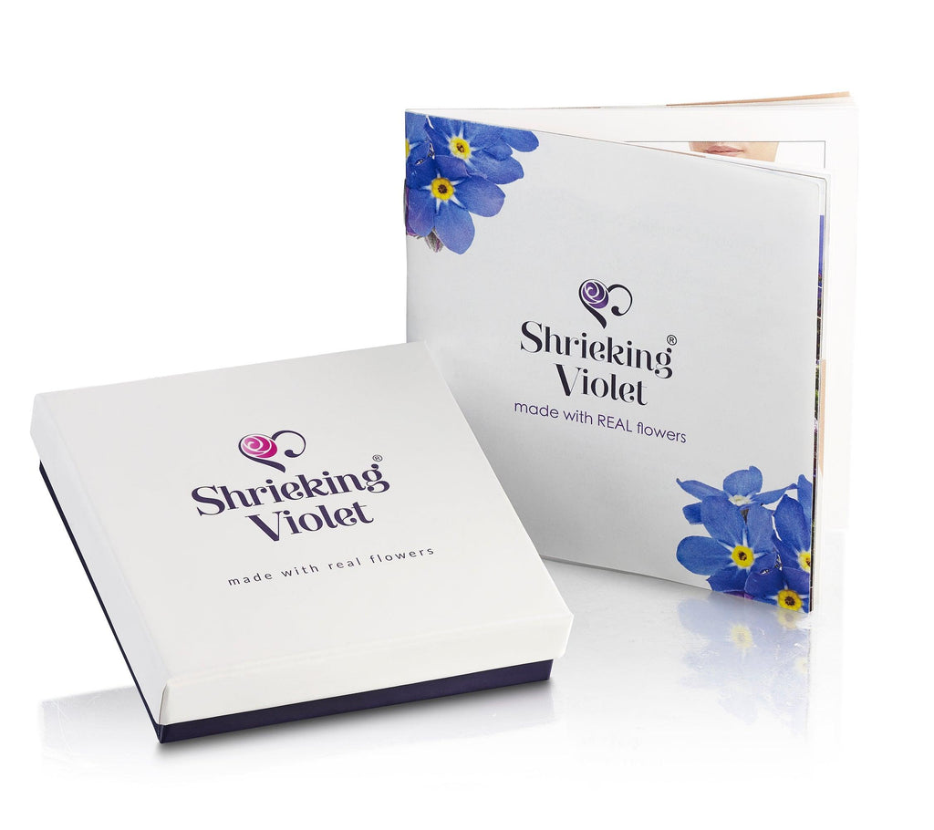 Flower jewellery by Shrieking Violet® Gold-plated sterling silver heart earrings with real forget me not flowers. Ideal gift for mum or nan