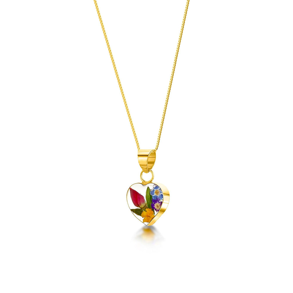 Flower jewellery by Shrieking Violet® Gold-plated sterling silver heart pendant necklace with real flowers. Gift ideas for girlfriend or wife